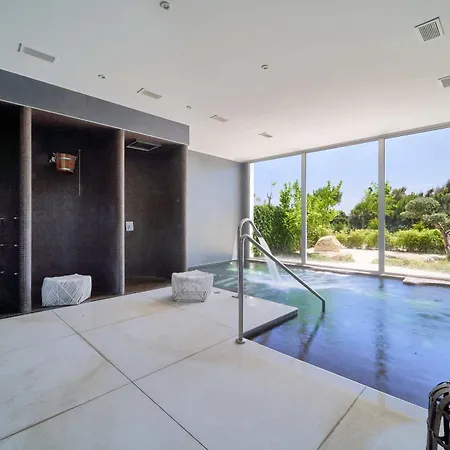 The Luxury Ola Azul